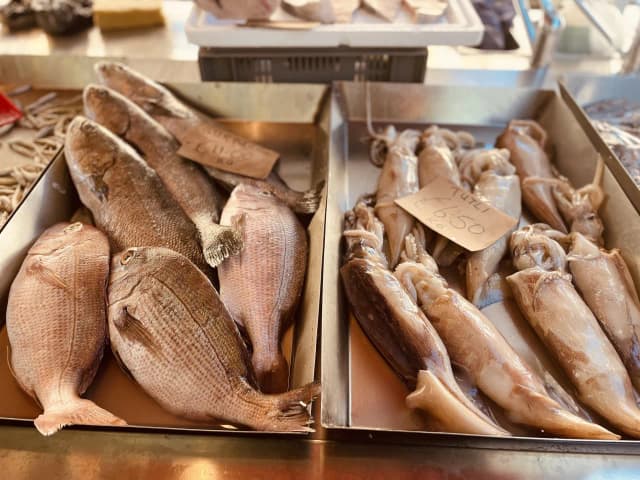 Gdzie zjeść w Marsaxlokk? Najlepsze restauracje z owocami morza Gdzie zjeść w Marsaxlokk? Najlepsze restauracje z owocami morza